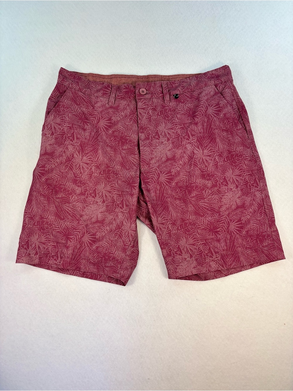 V46 Performance Golf Shorts Men's [36] Burgundy Maroon Tropical Print